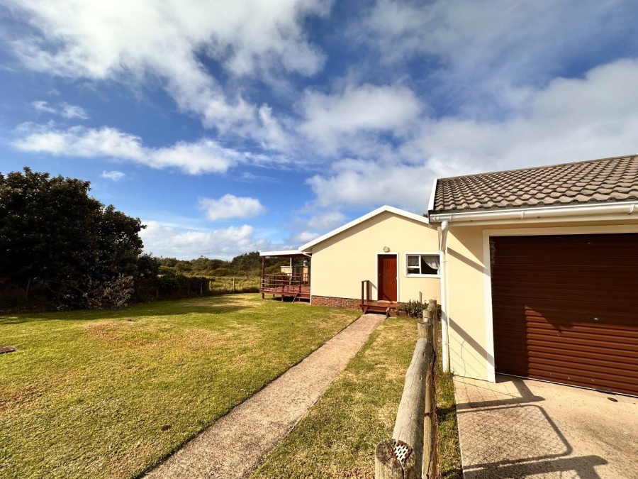 3 Bedroom Property for Sale in Kidds Beach Eastern Cape